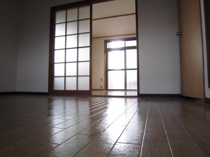 物件内観写真18　(廊下)