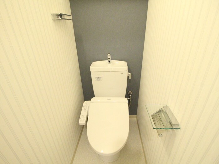 物件内観写真12　(トイレ)