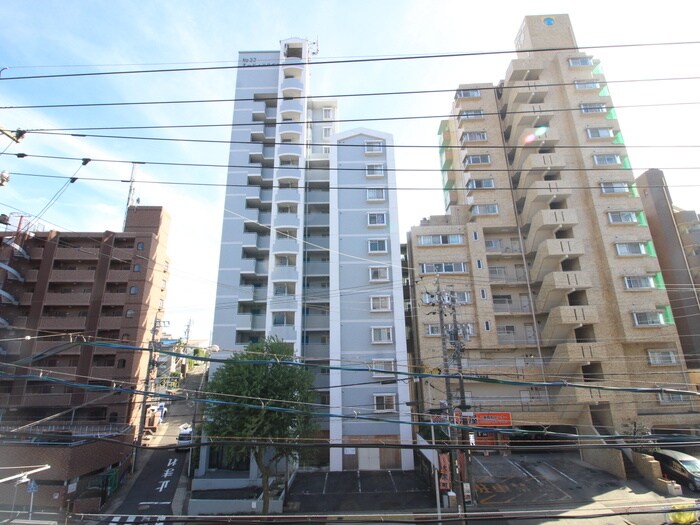 物件内観写真20　(室内からの展望)