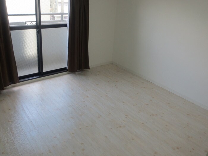 物件内観写真12　(居室)