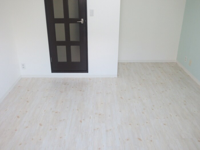 物件内観写真14　(居室)