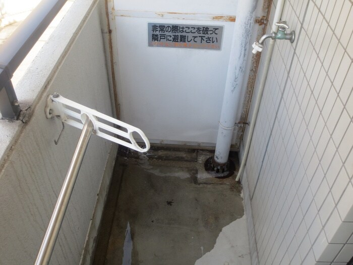 物件内観写真15　(洗濯機置場)