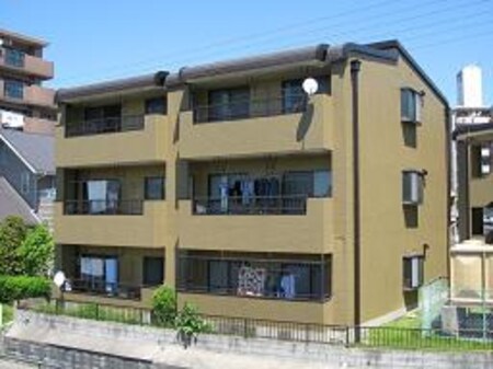 ファミーユ浅井　Ａ棟　Ｂ棟外観写真