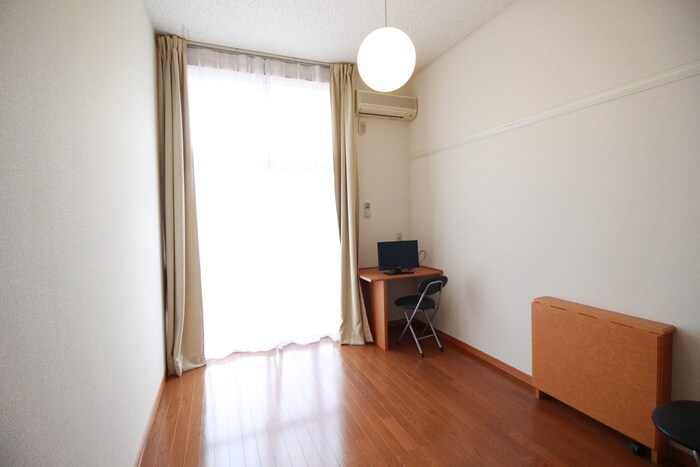 物件内観写真17　(居室)