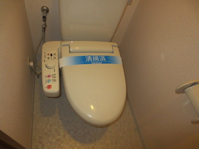 物件内観写真14　(トイレ)