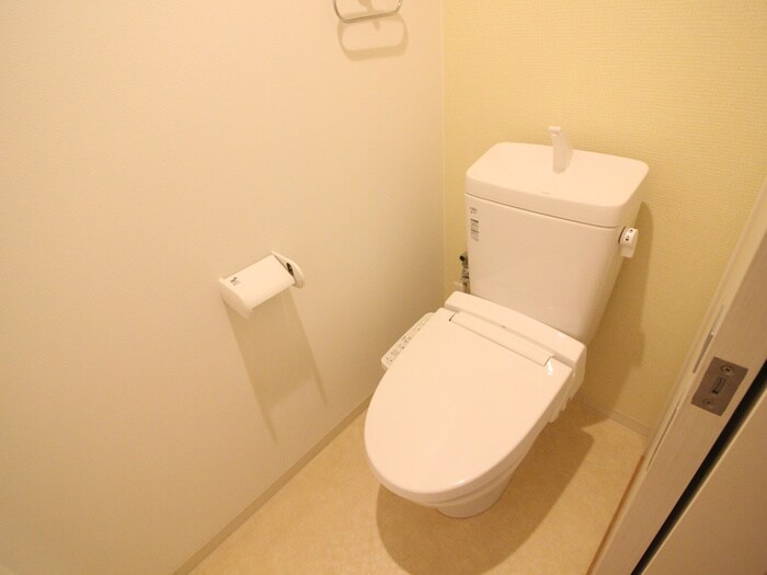 物件内観写真13　(トイレ)