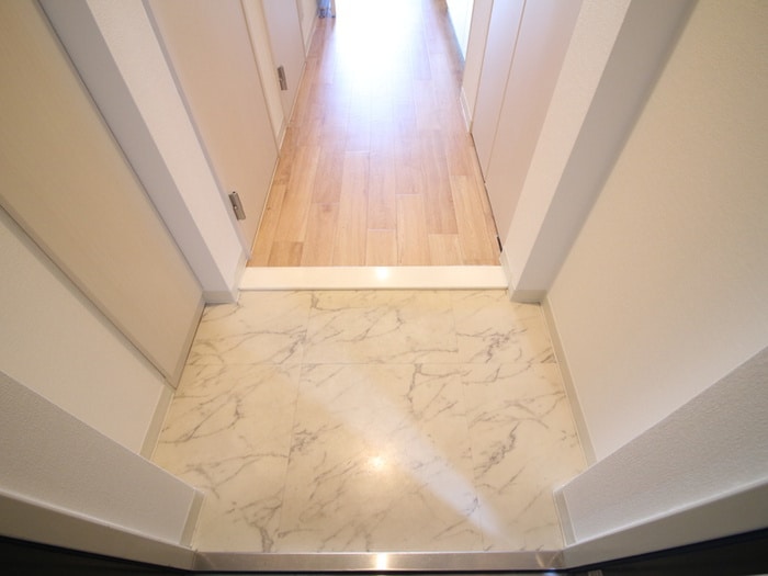 物件内観写真21　(玄関)