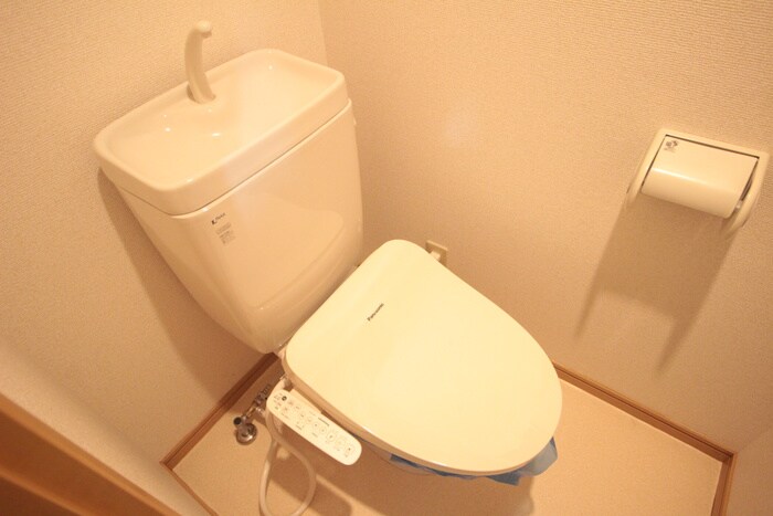 物件内観写真8　(トイレ)