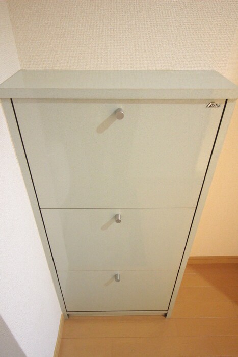 物件内観写真12　(靴箱)