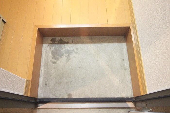 物件内観写真20　(玄関)
