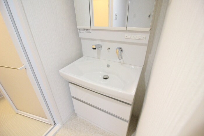 物件内観写真13　(洗面)