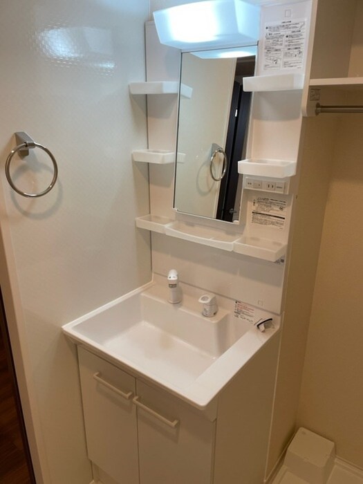 物件内観写真10　(洗面)