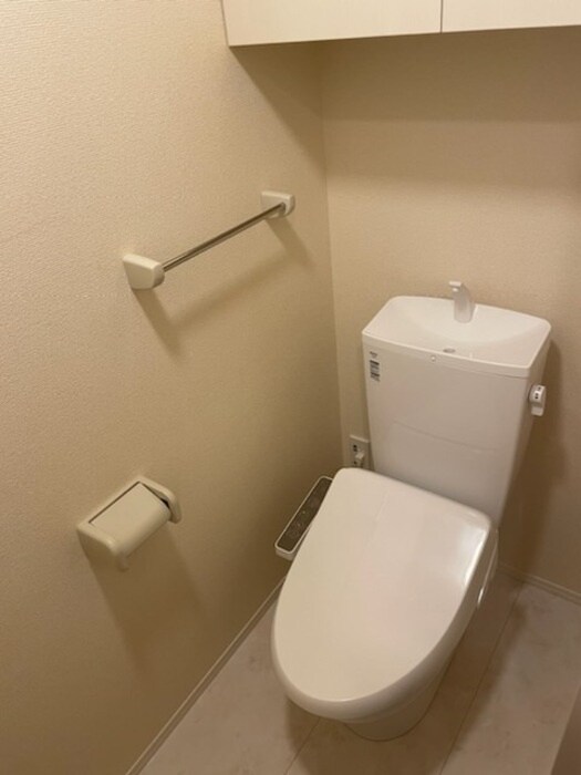 物件内観写真11　(トイレ)