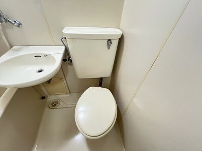 物件内観写真11　(トイレ)