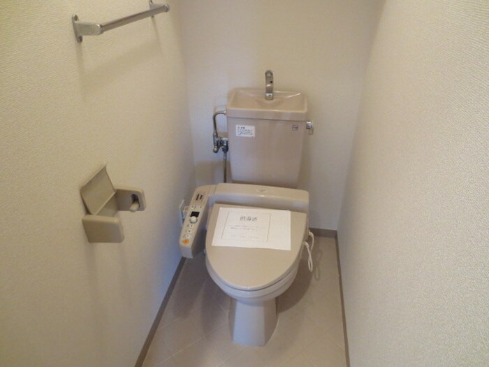 物件内観写真10　(トイレ)