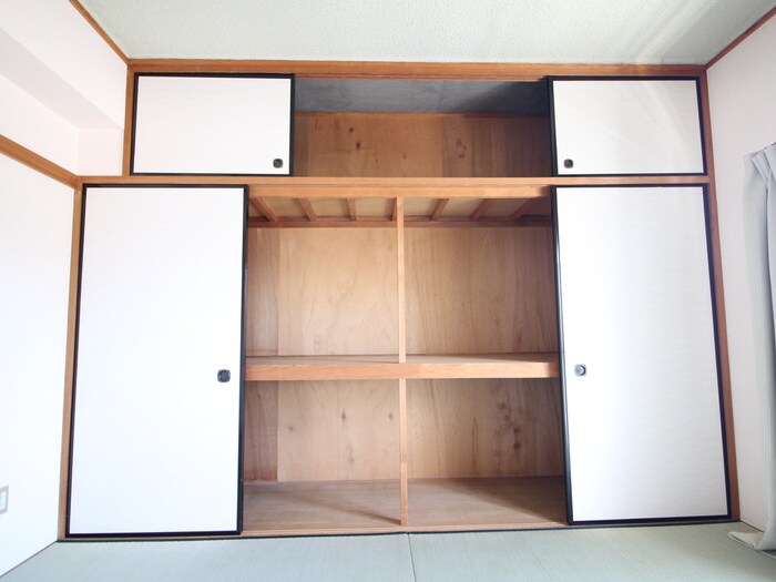 物件内観写真22　(収納)