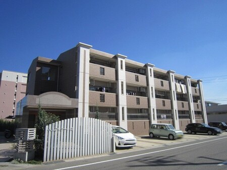 Ｂｅｌ　Ｆｉｏｒｅ　Ｍ外観写真