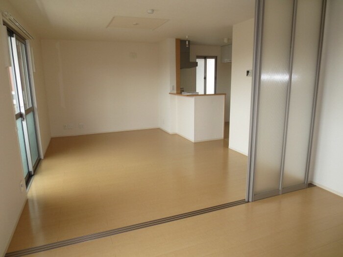 物件内観写真7　(居室)