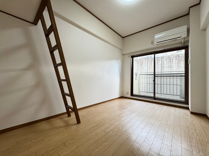 物件内観写真8　(居室)