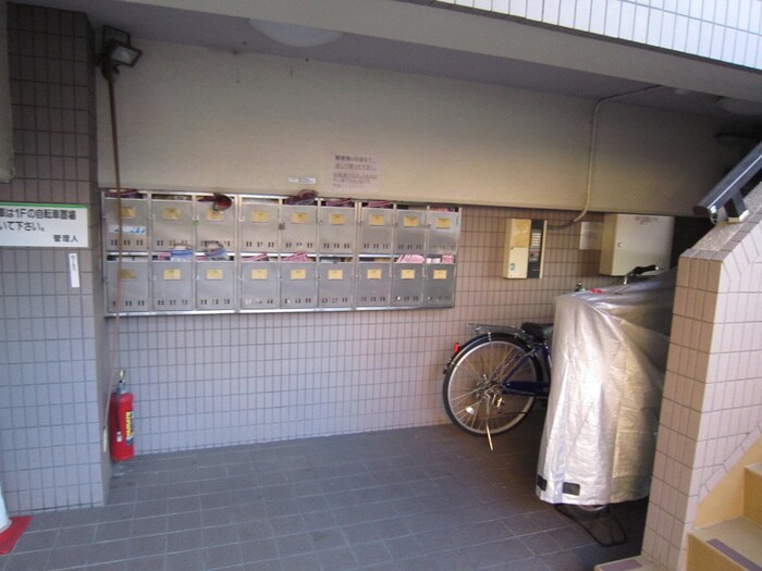 物件外観写真4　(建物設備)