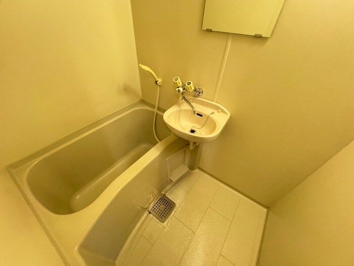 物件内観写真10　(バス／シャワールーム等)