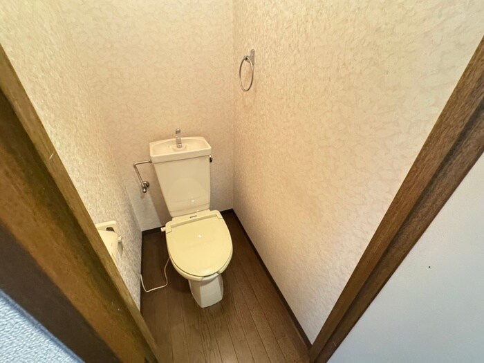 物件内観写真11　(トイレ)