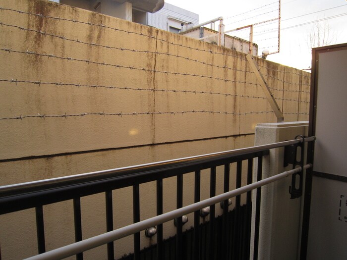 物件内観写真18　(室内からの展望)