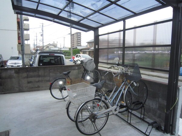 駐輪場