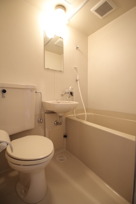 物件内観写真11　(バス／シャワールーム等)