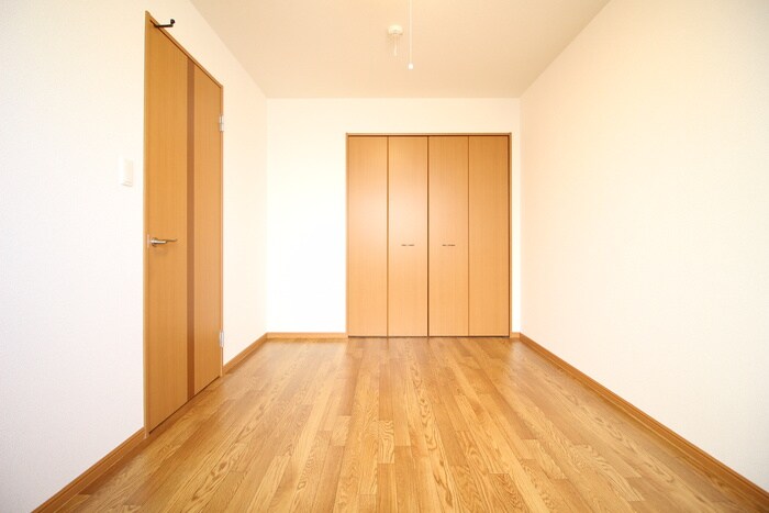 物件内観写真11　(居室)