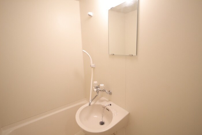 物件内観写真12　(洗面)