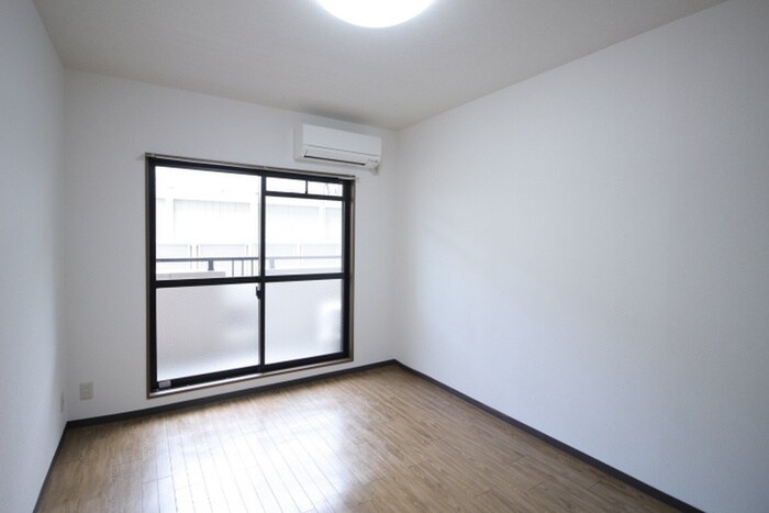 物件内観写真21　(居室)