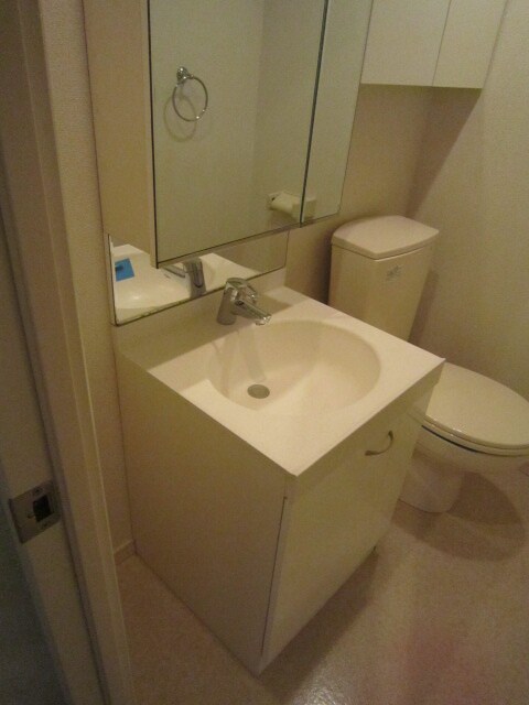 物件内観写真10　(洗面)