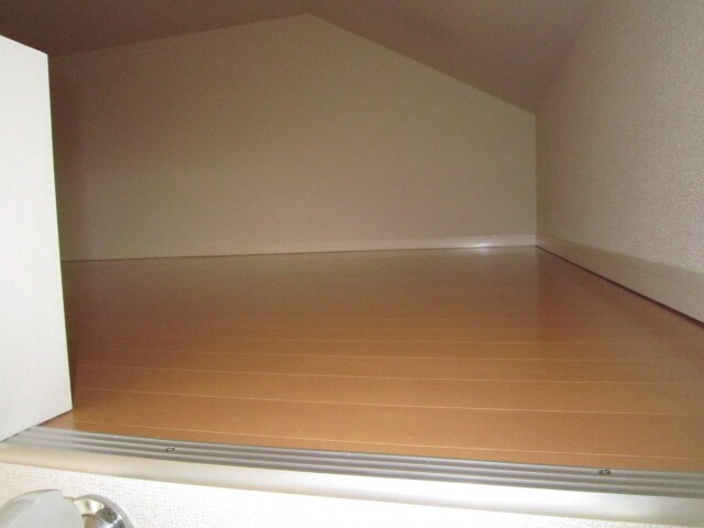 物件内観写真12　(ロフト)