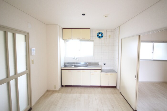 物件内観写真12　(キッチン)