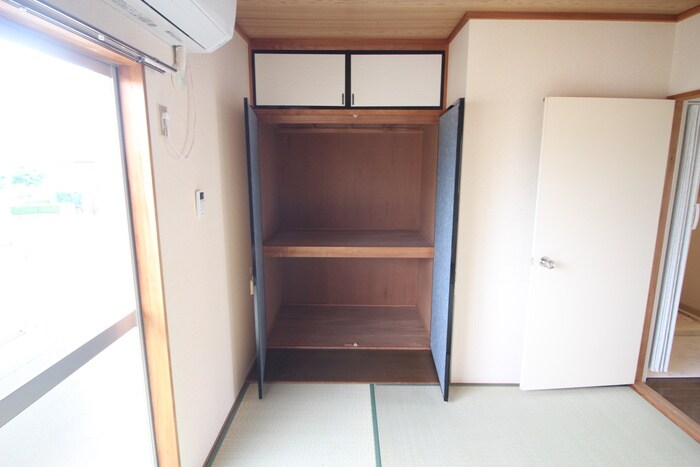 物件内観写真16　(収納)