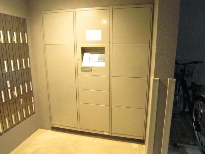 物件外観写真6　(建物設備)