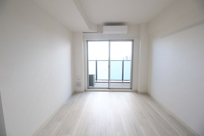 物件内観写真3　(居室)