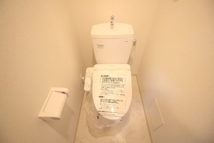 物件内観写真6　(トイレ)