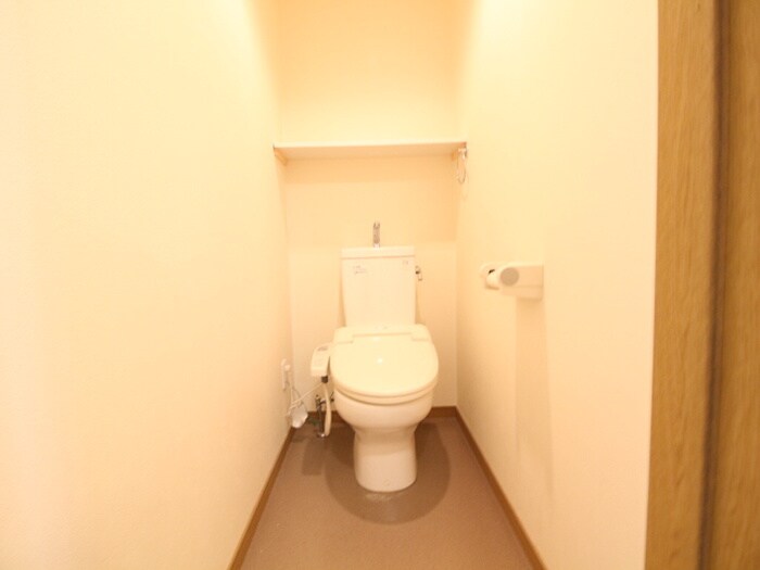 物件内観写真13　(トイレ)