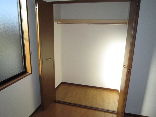 物件内観写真9　(収納)