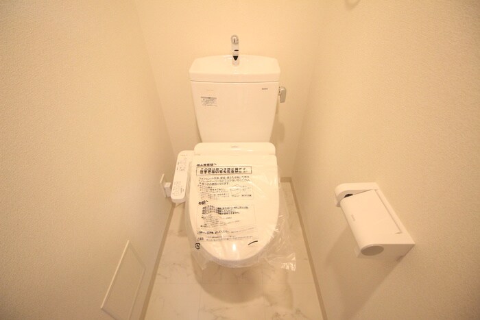 物件内観写真7　(トイレ)