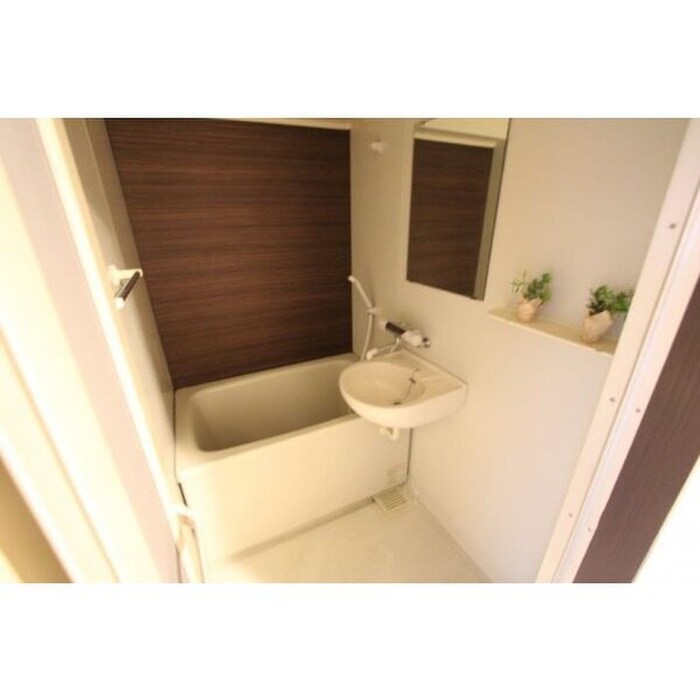 物件内観写真10　(バス／シャワールーム等)