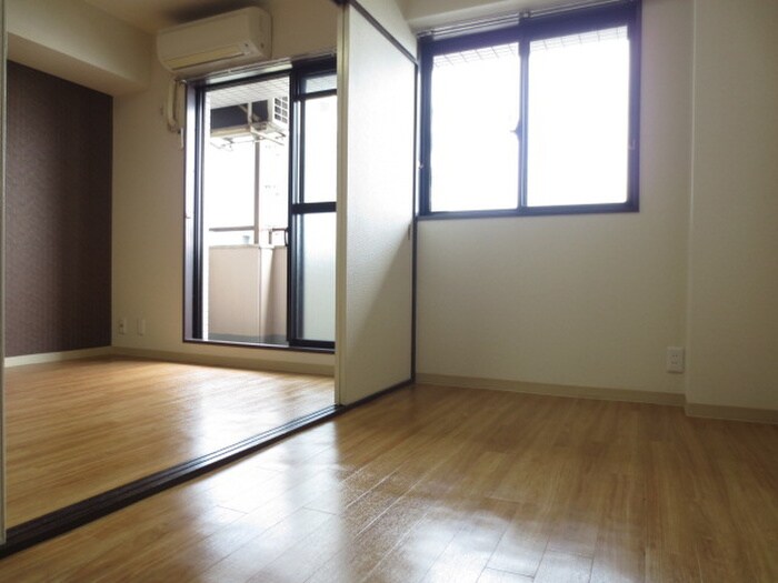 物件内観写真11　(居室)