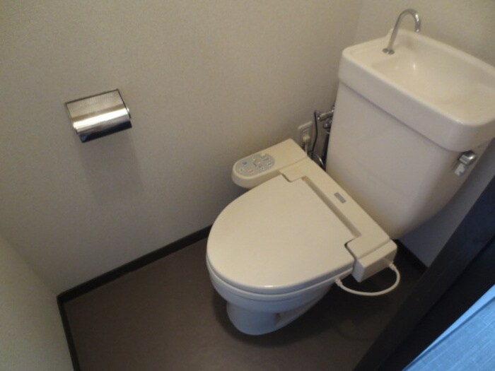 物件内観写真15　(トイレ)