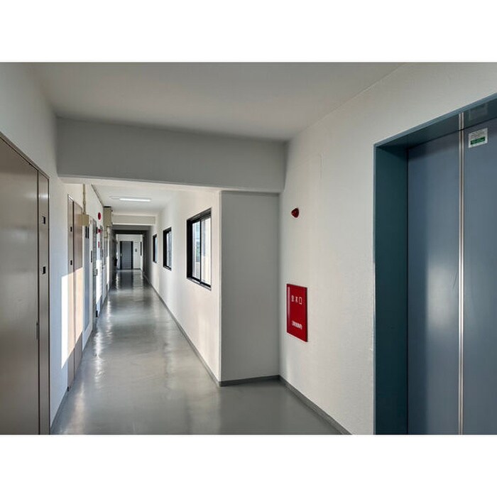 物件内観写真17　(廊下)