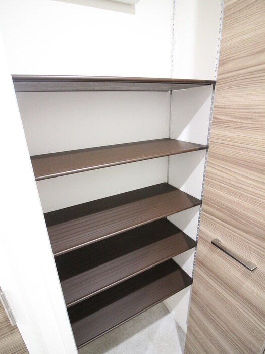 物件内観写真8　(靴箱)