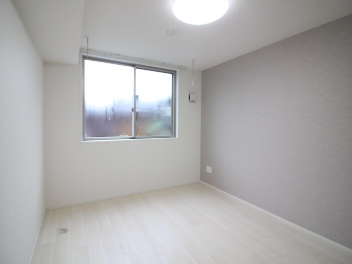 物件内観写真11　(居室)