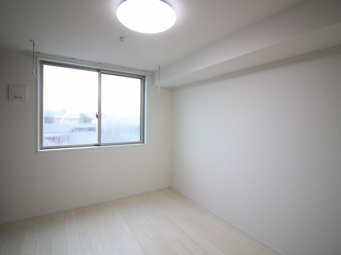 物件内観写真17　(居室)