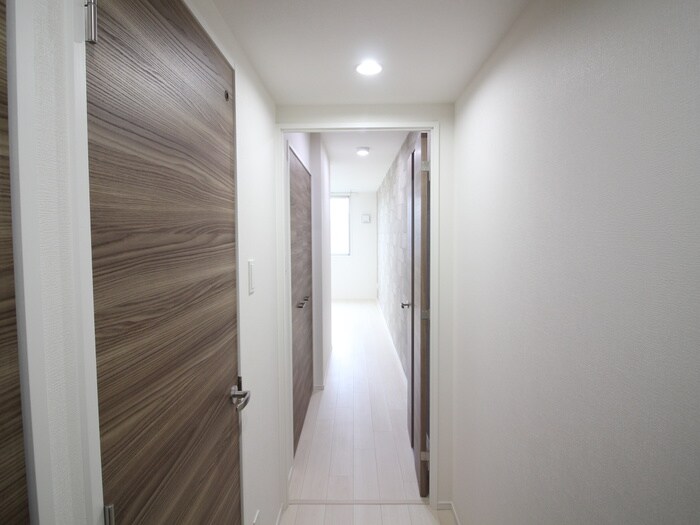 物件内観写真19　(廊下)